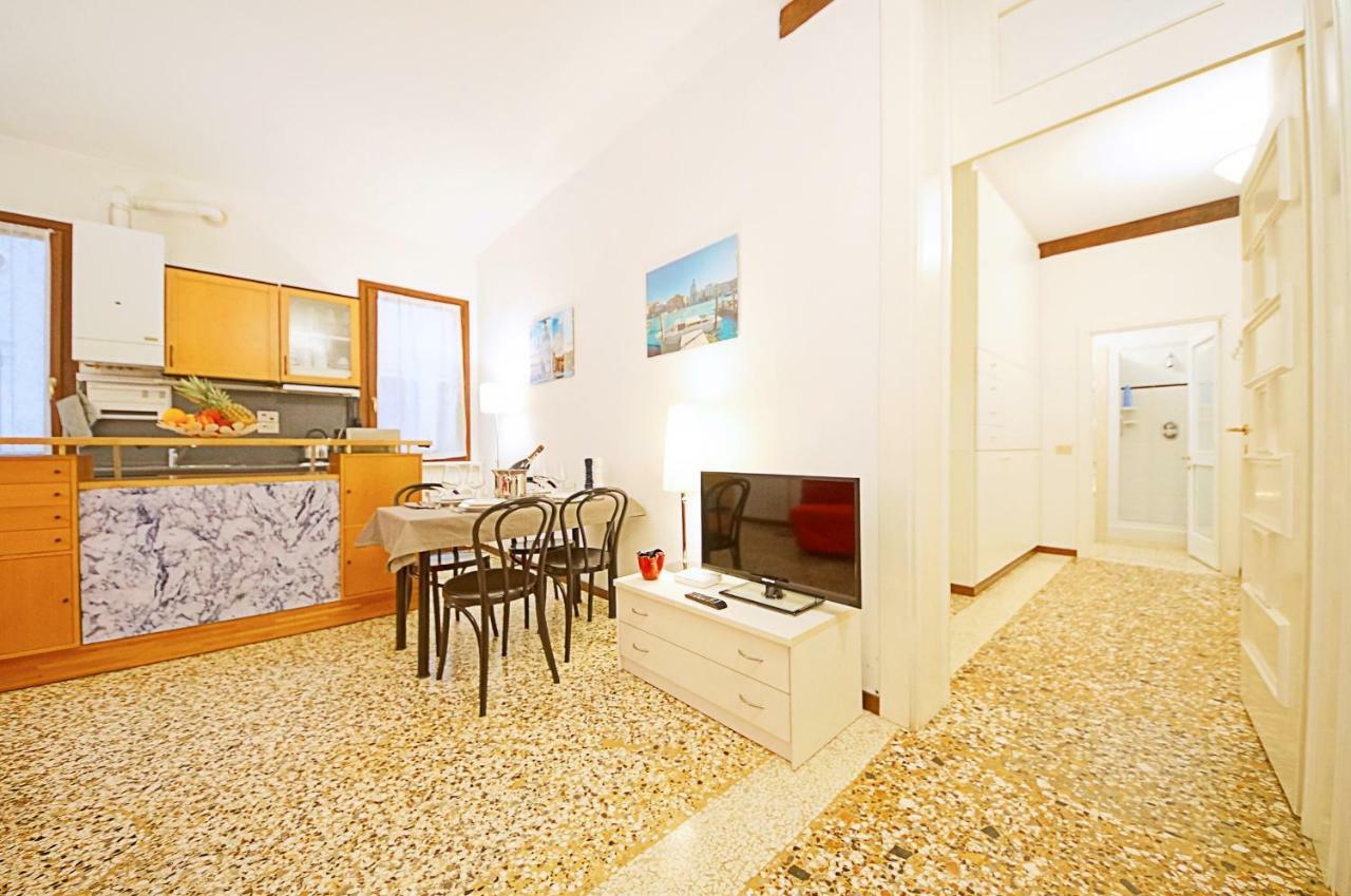 Santa Marina Apartment Rialto Венеция Экстерьер фото
